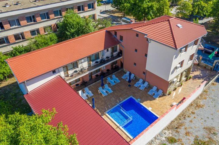 Family Hotel Preslav Kültér fotó