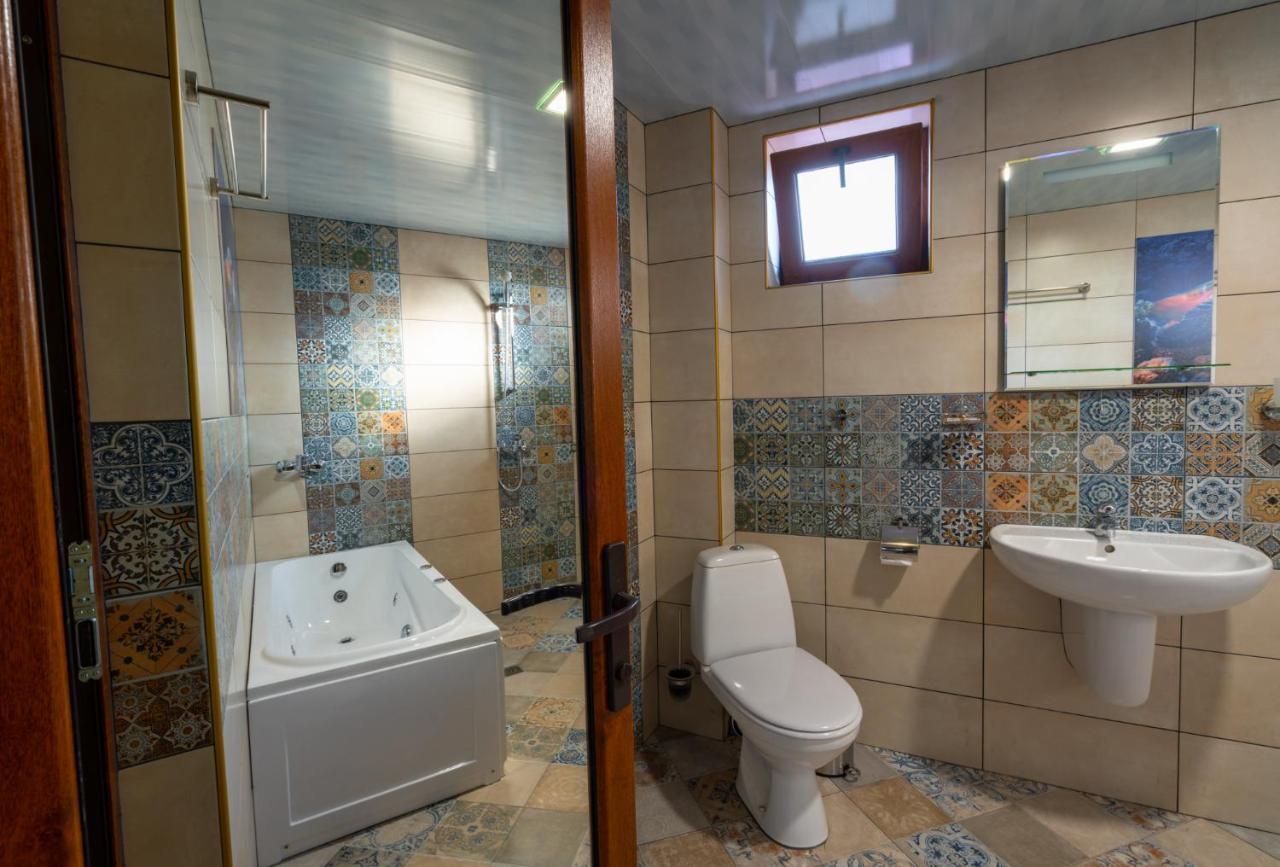 Family Hotel Preslav Kültér fotó